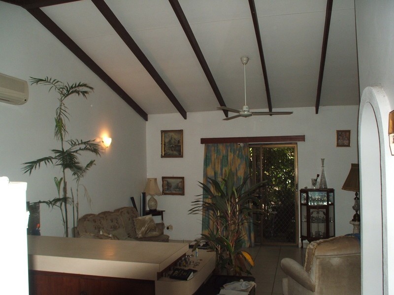1/4 Hauser Ct, Northlakes NT 0812