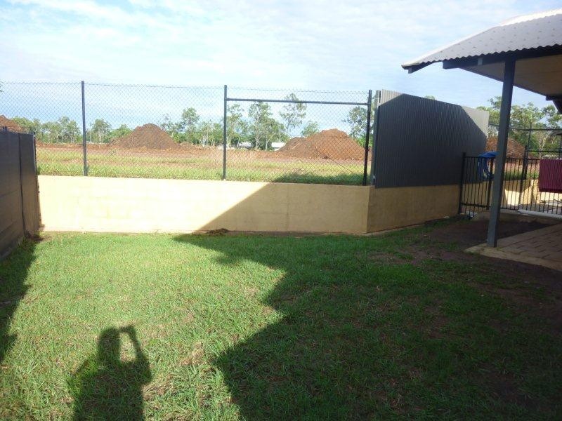 7/121 Flynn Cct, Bellamack NT 0832