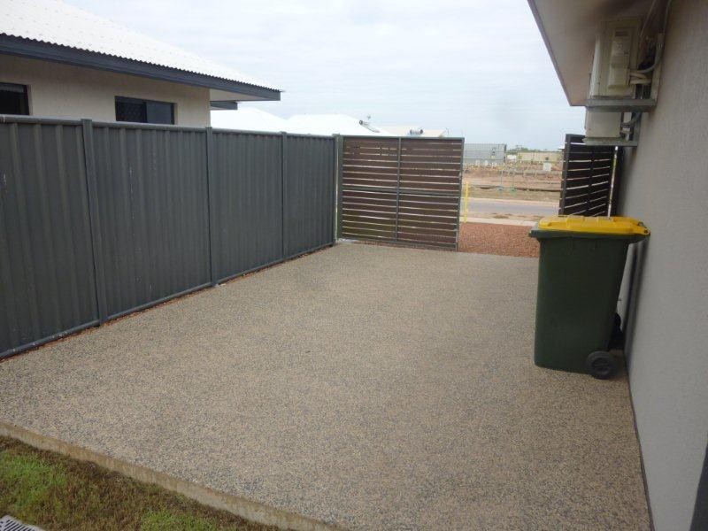 6 Clarke Street, Bellamack NT 0832