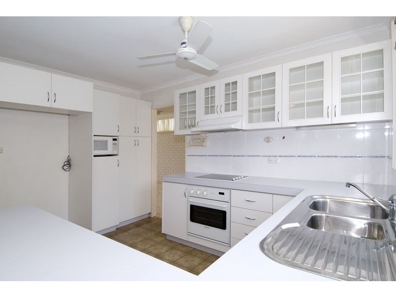Coconut Grove NT 0810