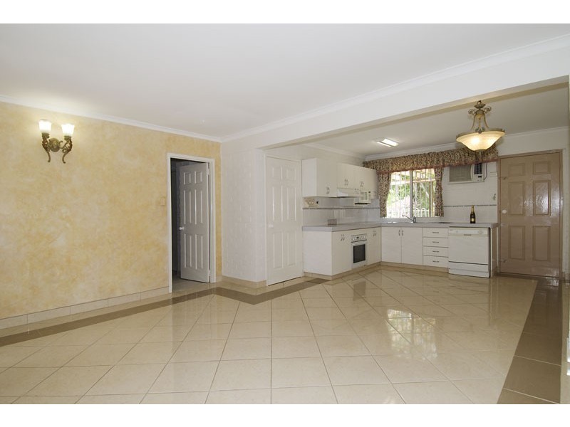 Coconut Grove NT 0810