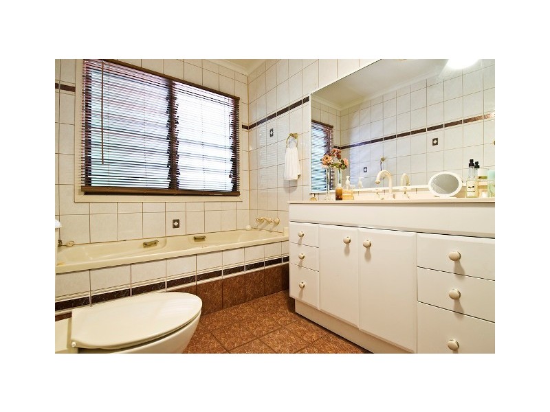 11 Bambra Crescent, Larrakeyah NT 0820