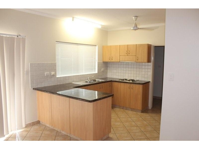 4/5 St John Crt, The Gardens NT 0820