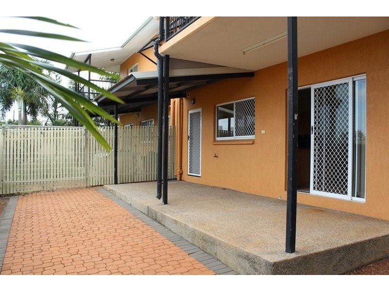 4/5 St John Crt, The Gardens NT 0820