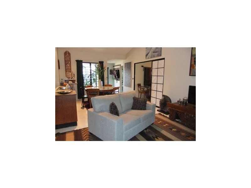 9/6 St John Court, The Gardens NT 0820