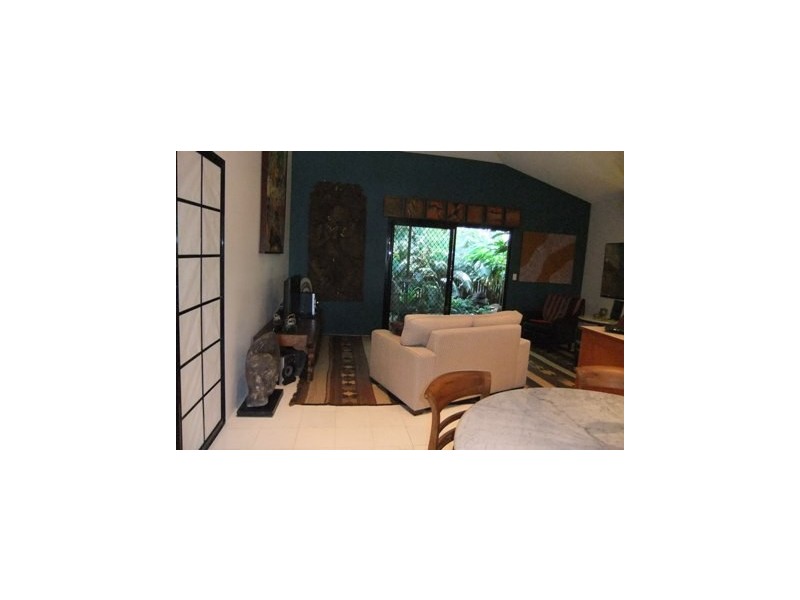 9/6 St John Court, The Gardens NT 0820