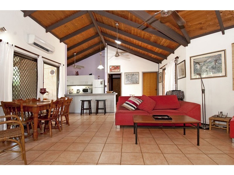 2/44 Lakes Cres, Marrara NT 0812