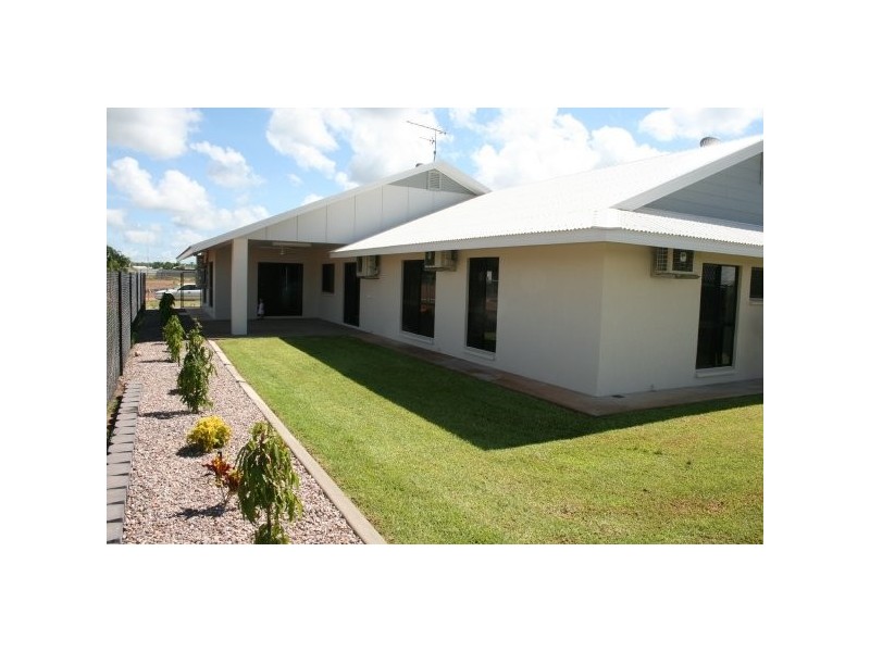 Rosebery NT 0832