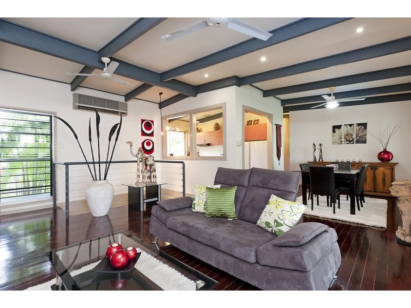 13 Weedon, Wanguri NT 0810