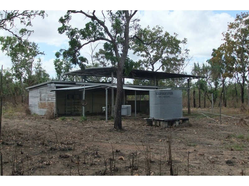 lot 14 Chenney Rd, Batchelor NT 0845