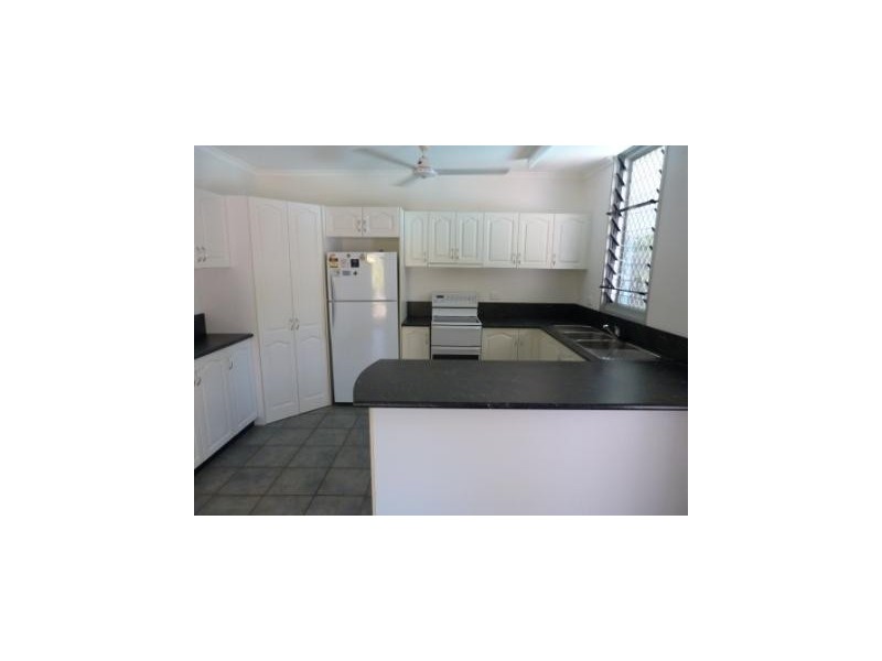 13 Woolwonga, Anula NT 0812