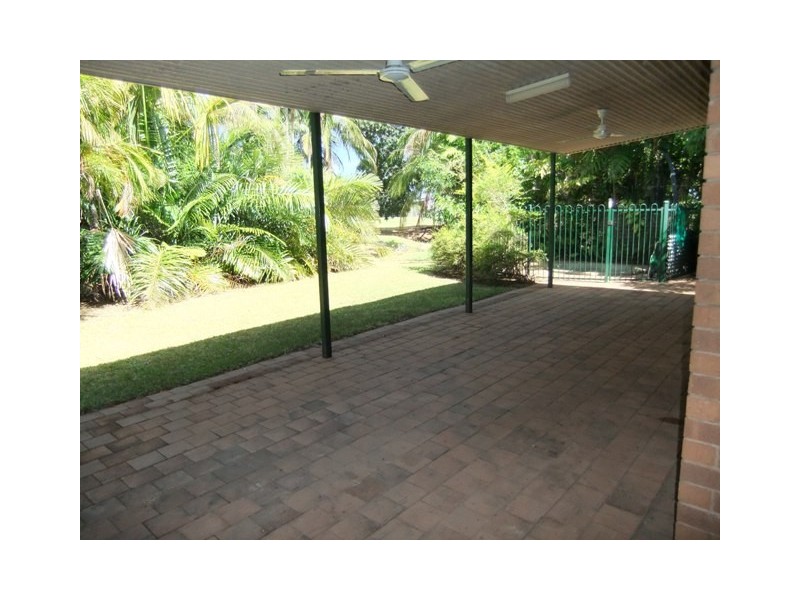 3/18  Carnoustie, Marrara NT 0812