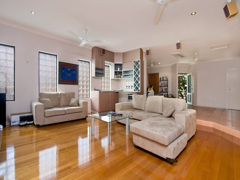 25 Cullen Bay Crescent, Cullen Bay NT 0820