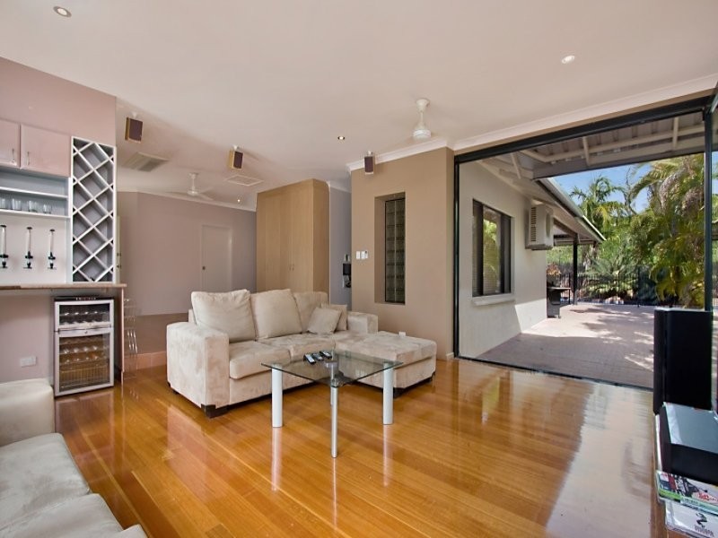 25 Cullen Bay Crescent, Cullen Bay NT 0820