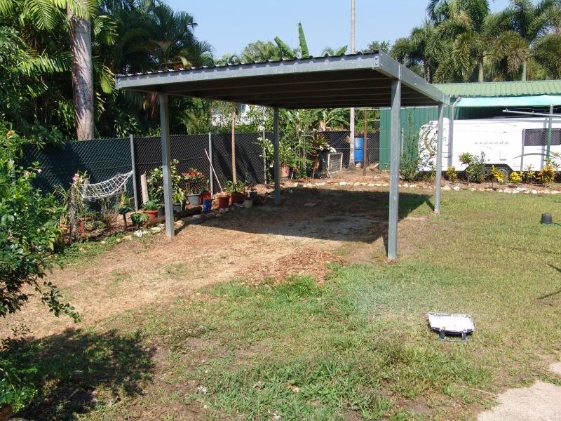4 James circuit, Woodroffe NT 0830