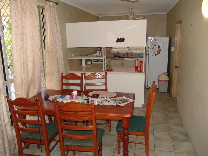 4 James circuit, Woodroffe NT 0830