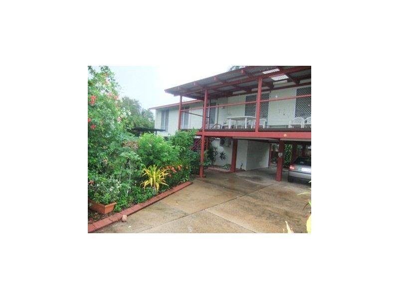 1 Maddock, Malak NT 0812