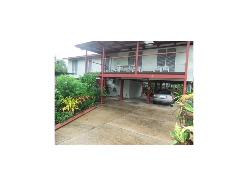 1 Maddock, Malak NT 0812