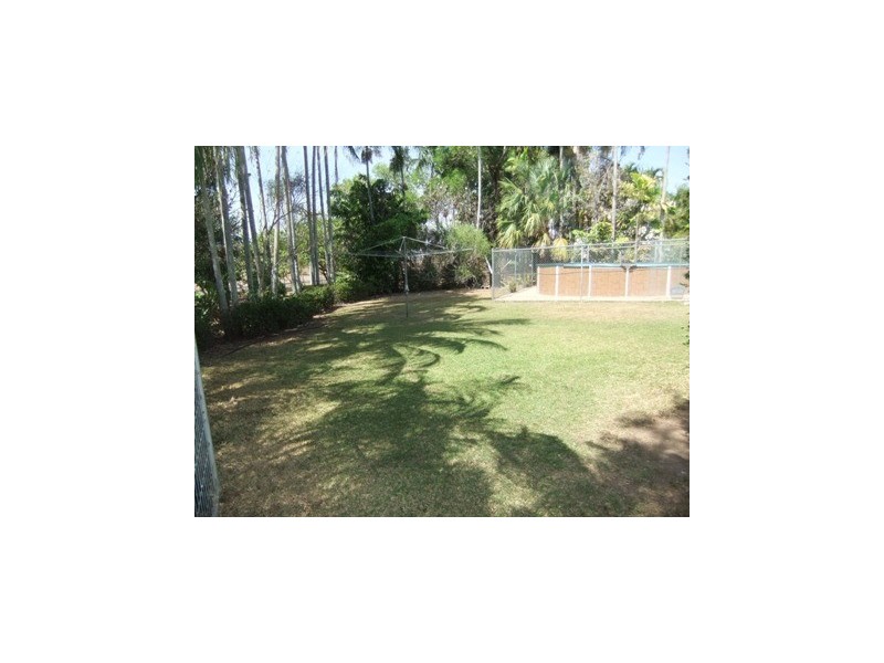 51 Wearing Cres, Karama NT 0812