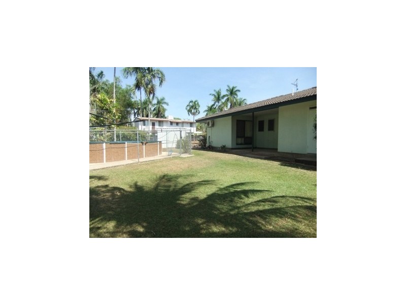 51 Wearing Cres, Karama NT 0812