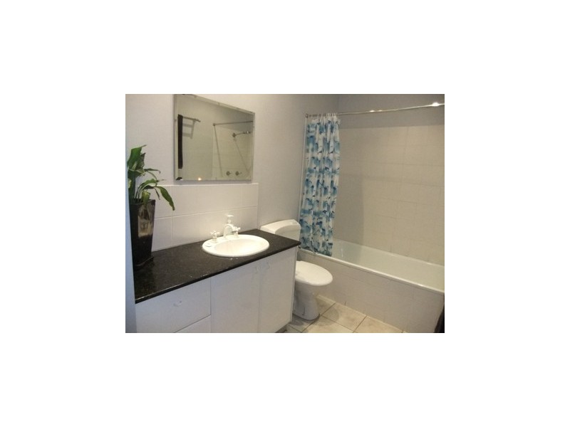 8/105 Old McMillans, Coconut Grove NT 0810