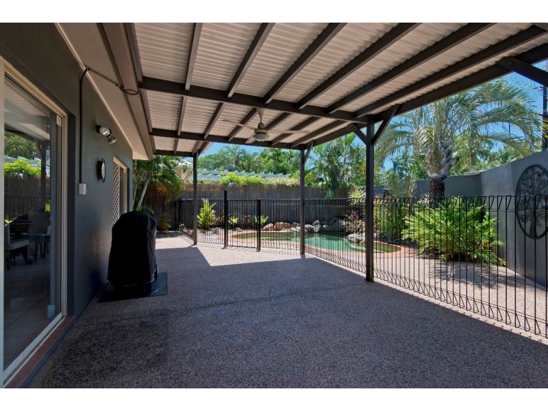 2 Mihailou Court, Coconut Grove NT 0810