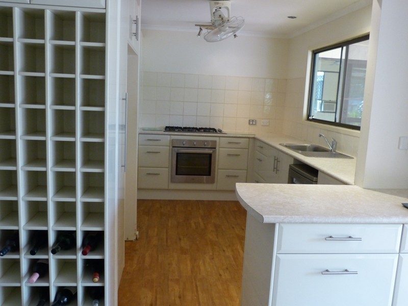 76 Rosewood Cres, Leanyer NT 0812