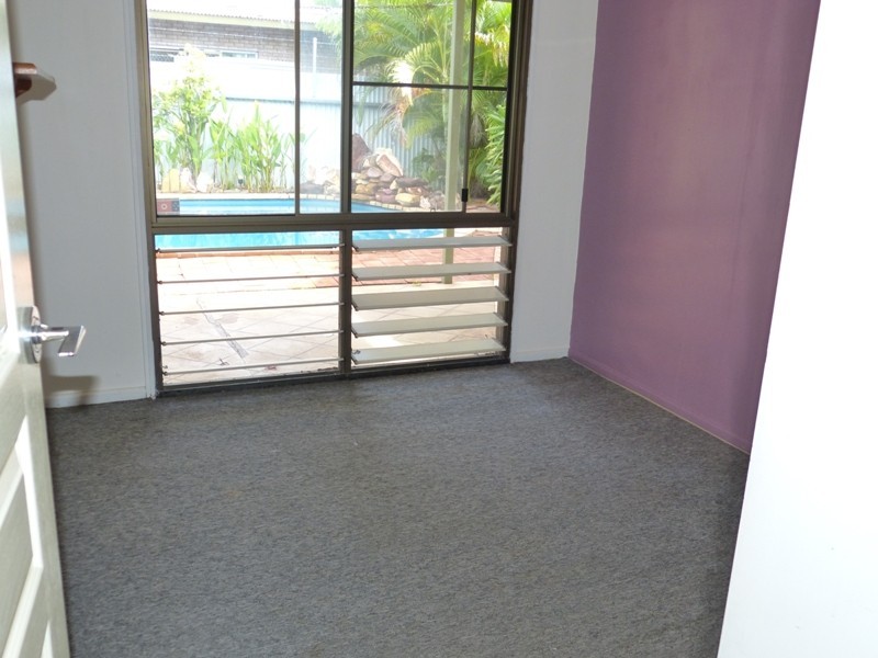 76 Rosewood Cres, Leanyer NT 0812