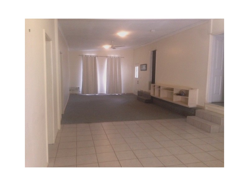 4 Tiwi Gardens Road, Tiwi NT 0810