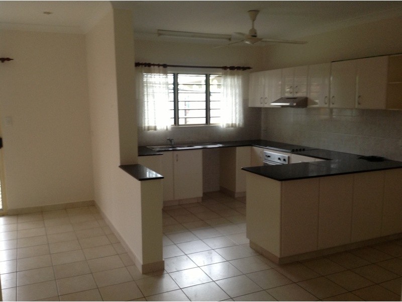 2/30 Sovereign Circuit, Coconut Grove NT 0810