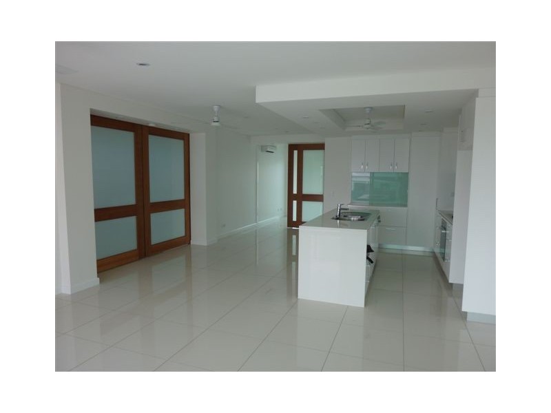 7009/27 Woods Street, Darwin NT 0800