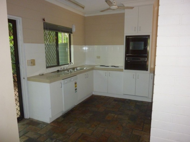 2/286 Casuarina Drive, Nightcliff NT 0810