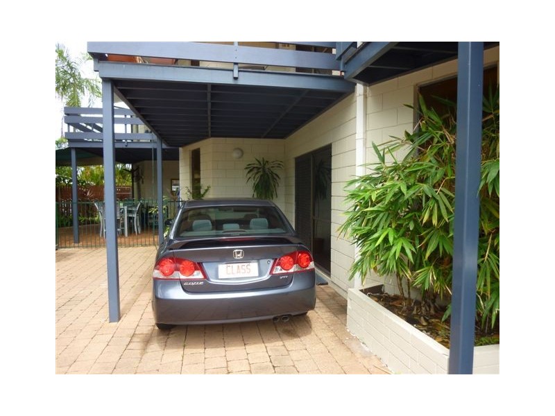 2/286 Casuarina Drive, Nightcliff NT 0810