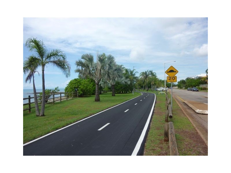 2/286 Casuarina Drive, Nightcliff NT 0810