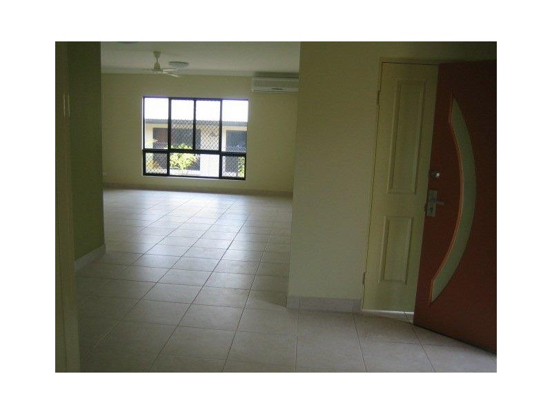 Rosebery NT 0832