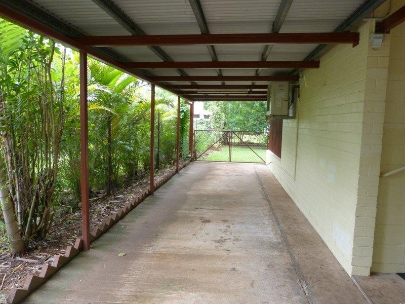 7 Wearing Crescent, Karama NT 0812