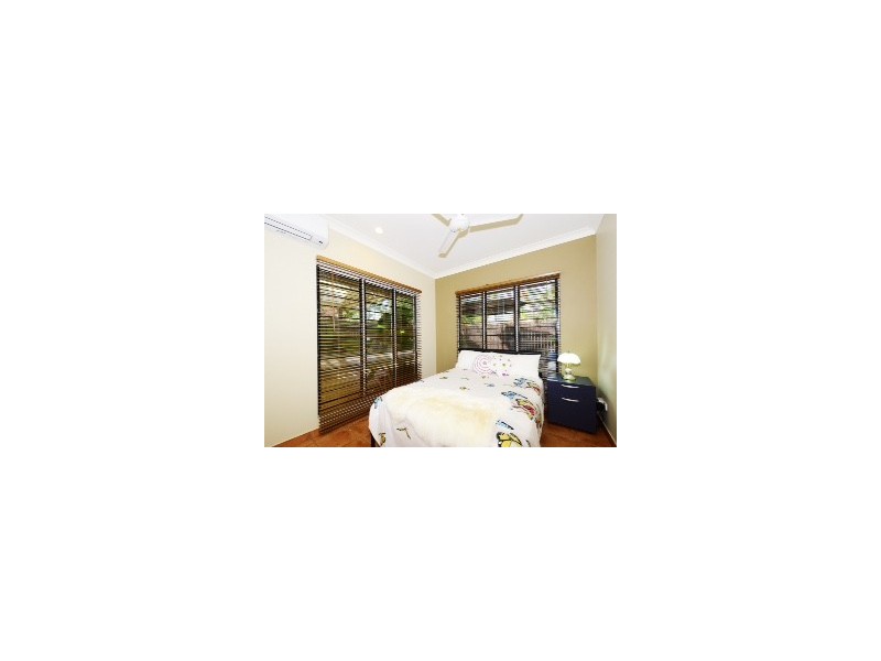 12 Sovereign Cct, Coconut Grove NT 0810
