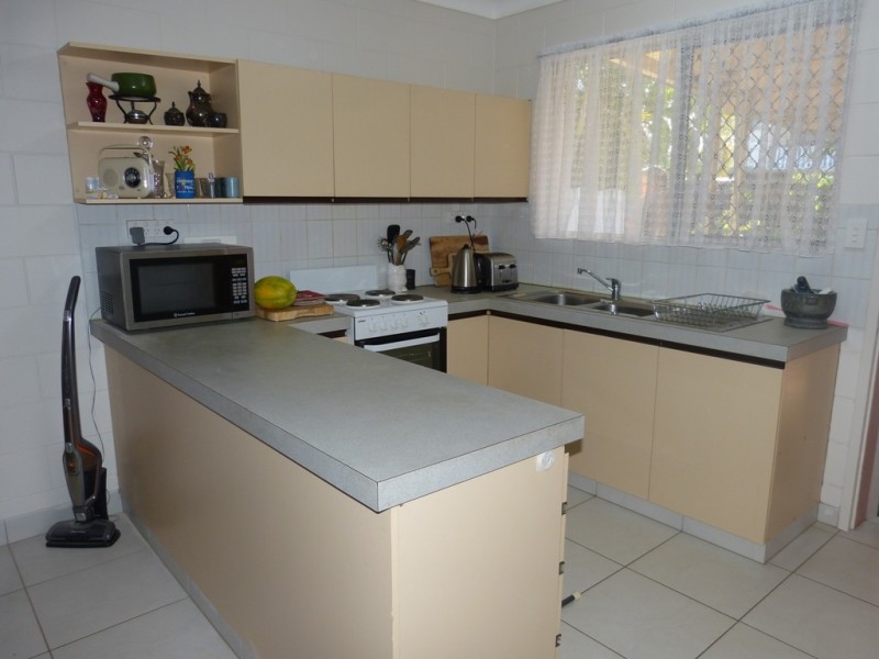 3/8 Abbott Cres, Malak NT 0812