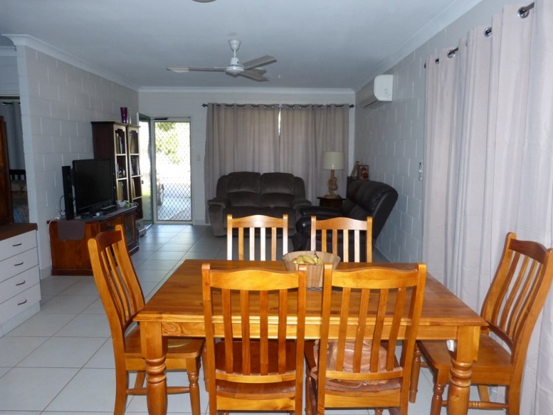 3/8 Abbott Cres, Malak NT 0812
