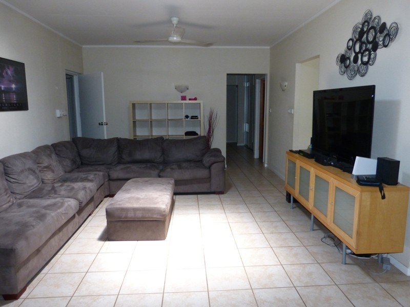 9 Coronet st, Anula NT 0812