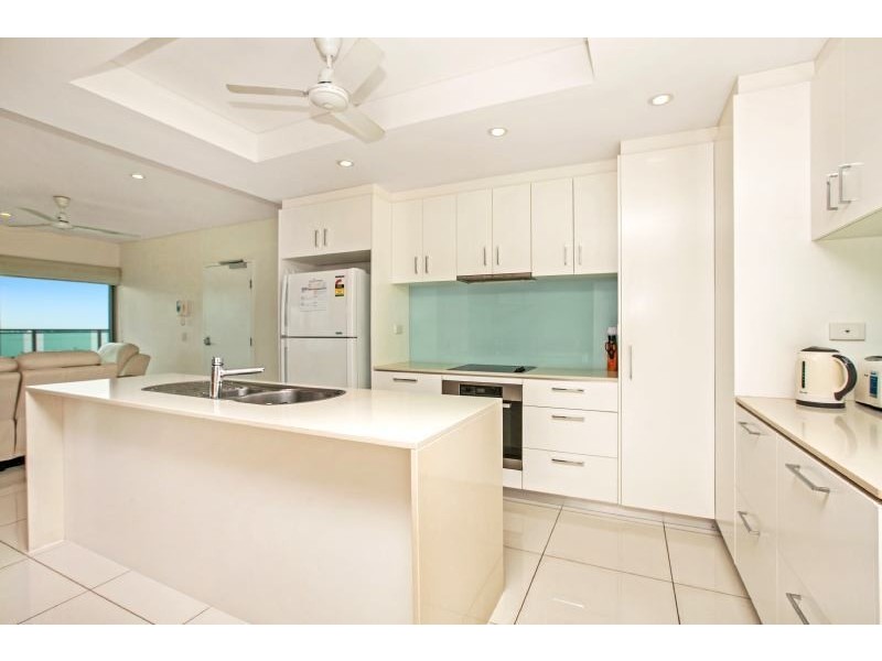 8012/27 Woods Street, Darwin NT 0800