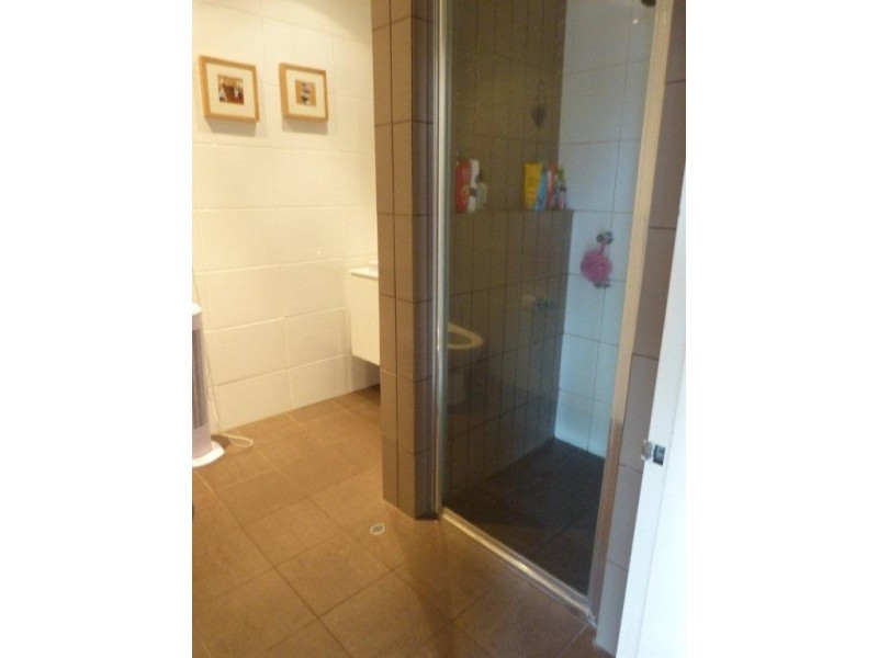 4/2 Hauser, Marrara NT 0812