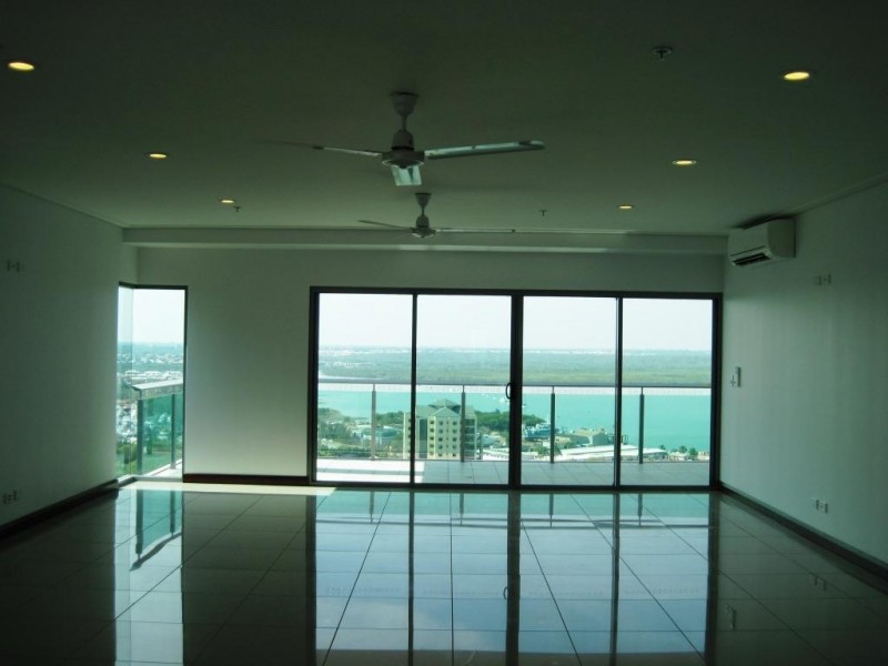 32/29 Woods Street, Darwin NT 0800