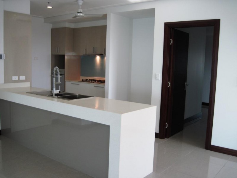 32/29 Woods Street, Darwin NT 0800