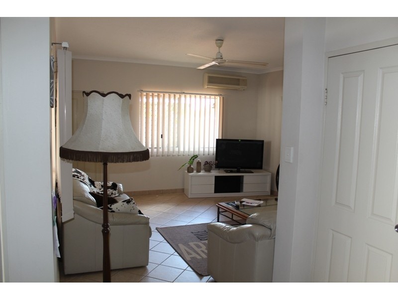 10/5 St John Crt, The Gardens NT 0820