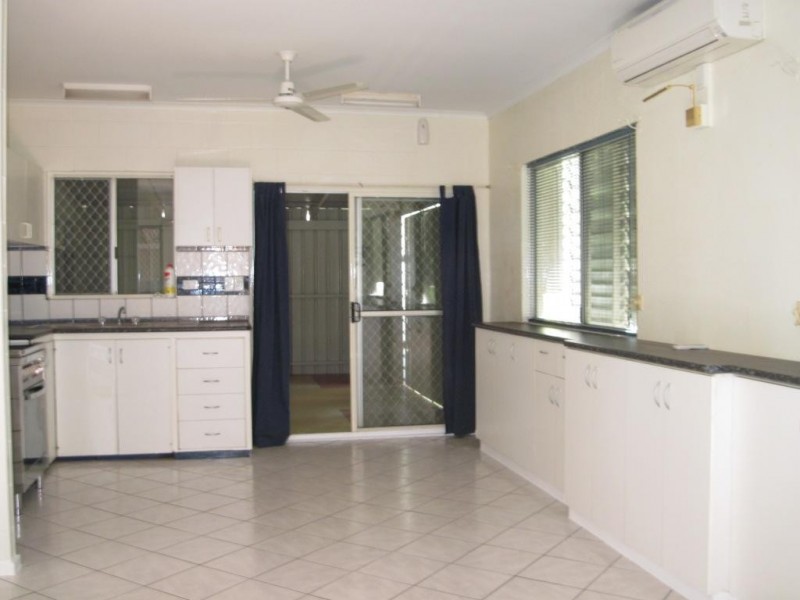 15 Mahogany Crescent, Karama NT 0812