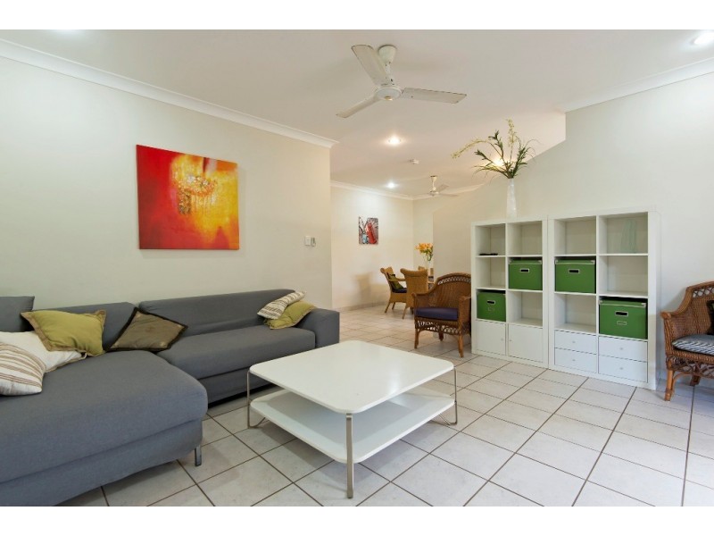2/17 Sovereign Cct, Coconut Grove NT 0810
