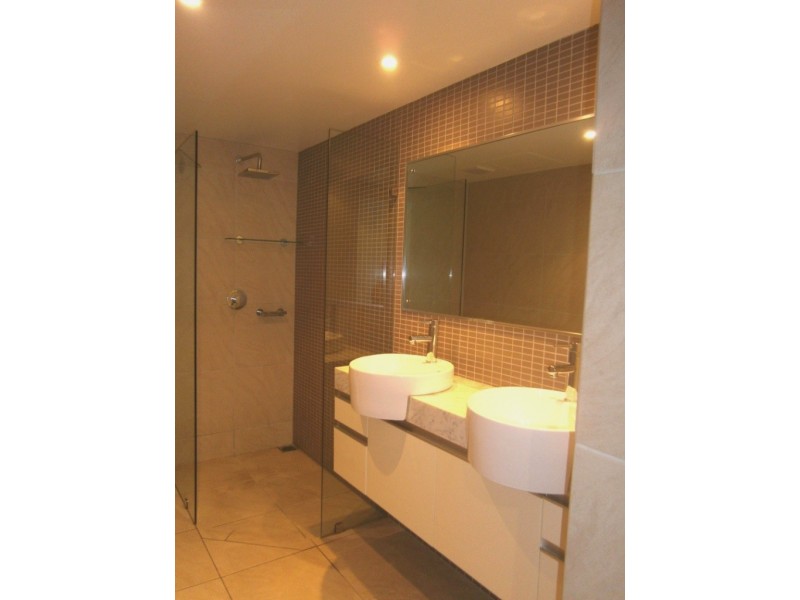 2001/43E Knuckey Street, Darwin NT 0800