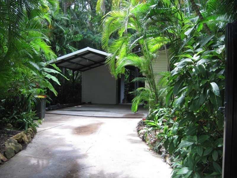 2 Margaritis Street, Wanguri NT 0810