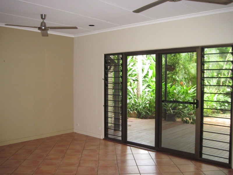 2 Margaritis Street, Wanguri NT 0810